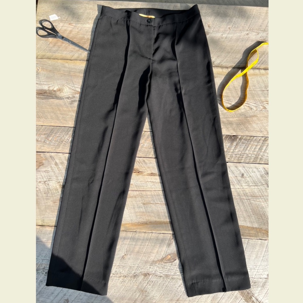 Bergamo by EBI- Structured Straight-Legged Black Pants - size 4 - black color